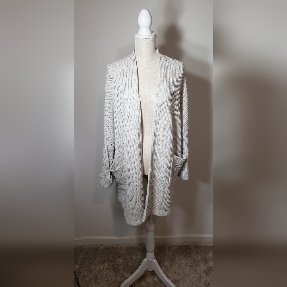 Gilli, NWOT, women's cardigan size M/L